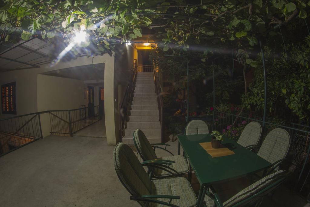Apartments Gugolj M&M Herceg Novi Dış mekan fotoğraf