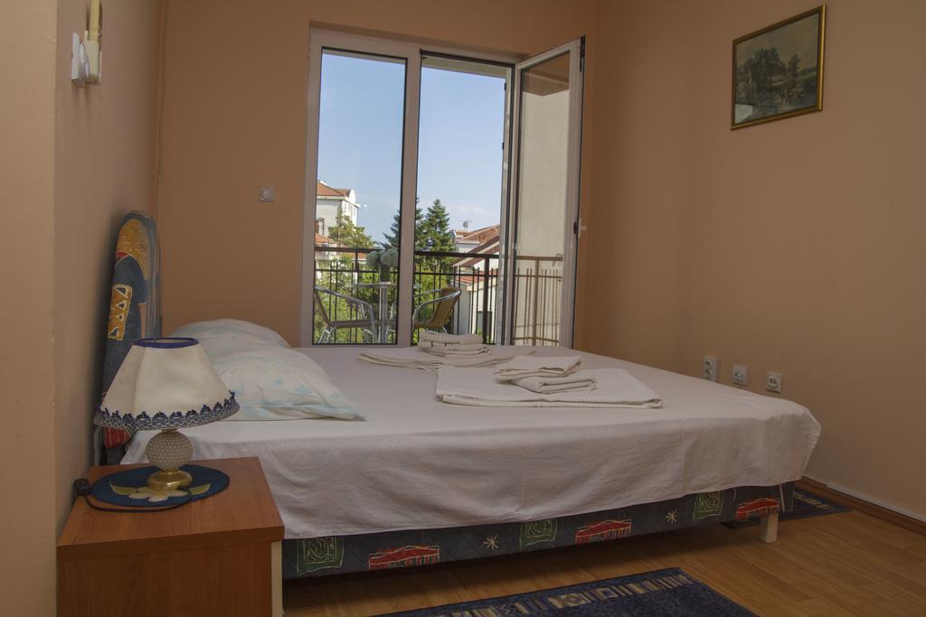 Apartments Gugolj M&M Herceg Novi Dış mekan fotoğraf